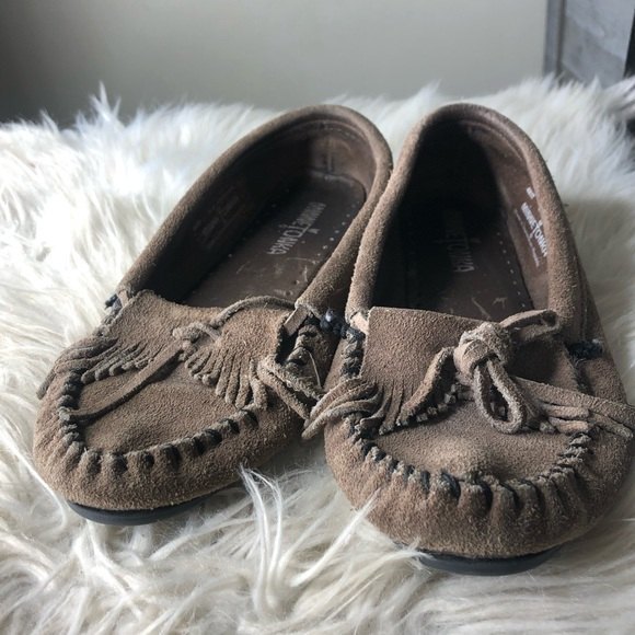 Minnetonka 6.5 suede leather moccasins slip on - Picture 2 of 6